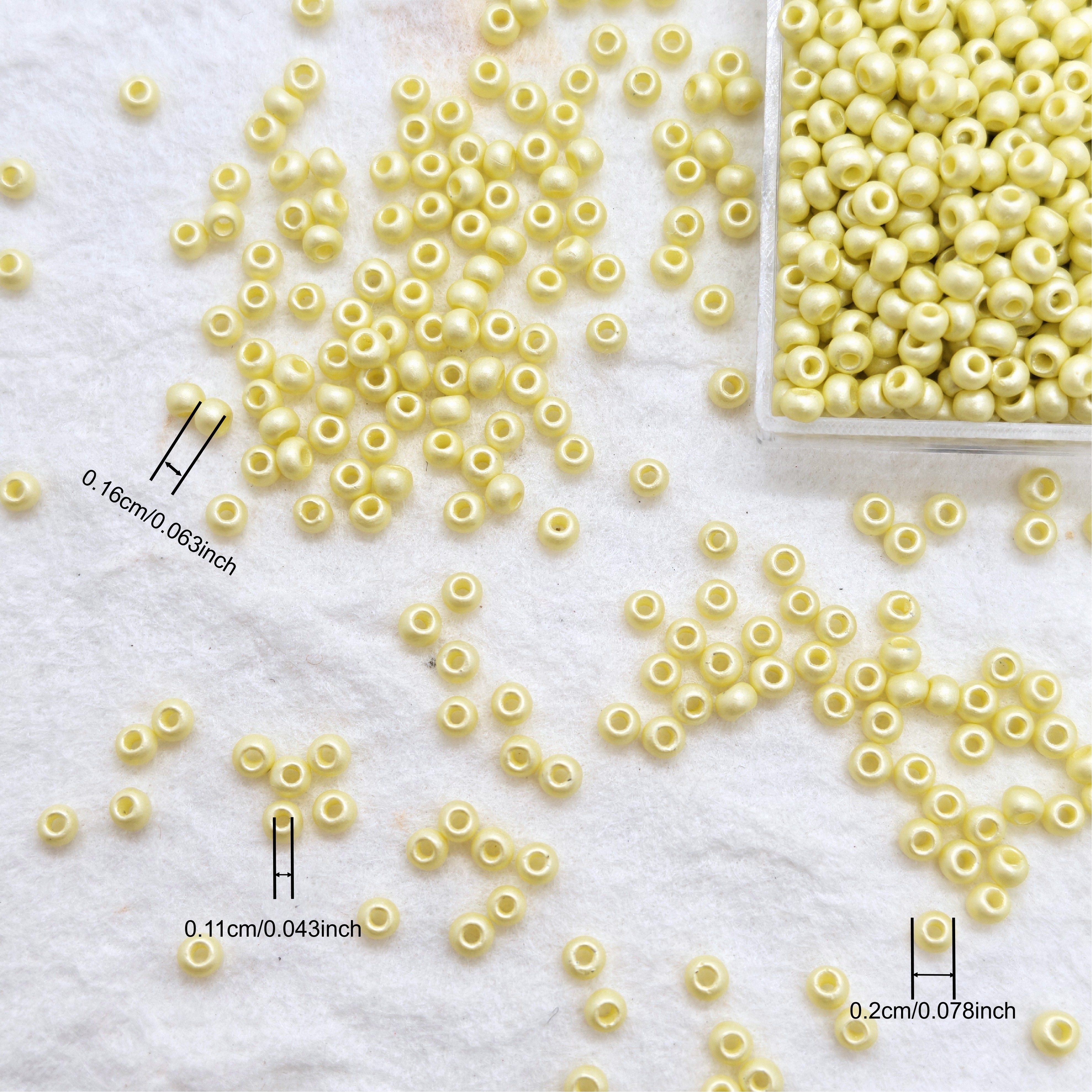 600pcs Round Glossy Glass Seed Beads for Jewelry Making